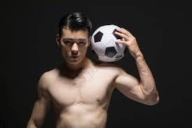 当周六的第一缕光吻上码表，我们的车轮已经奔向远方。